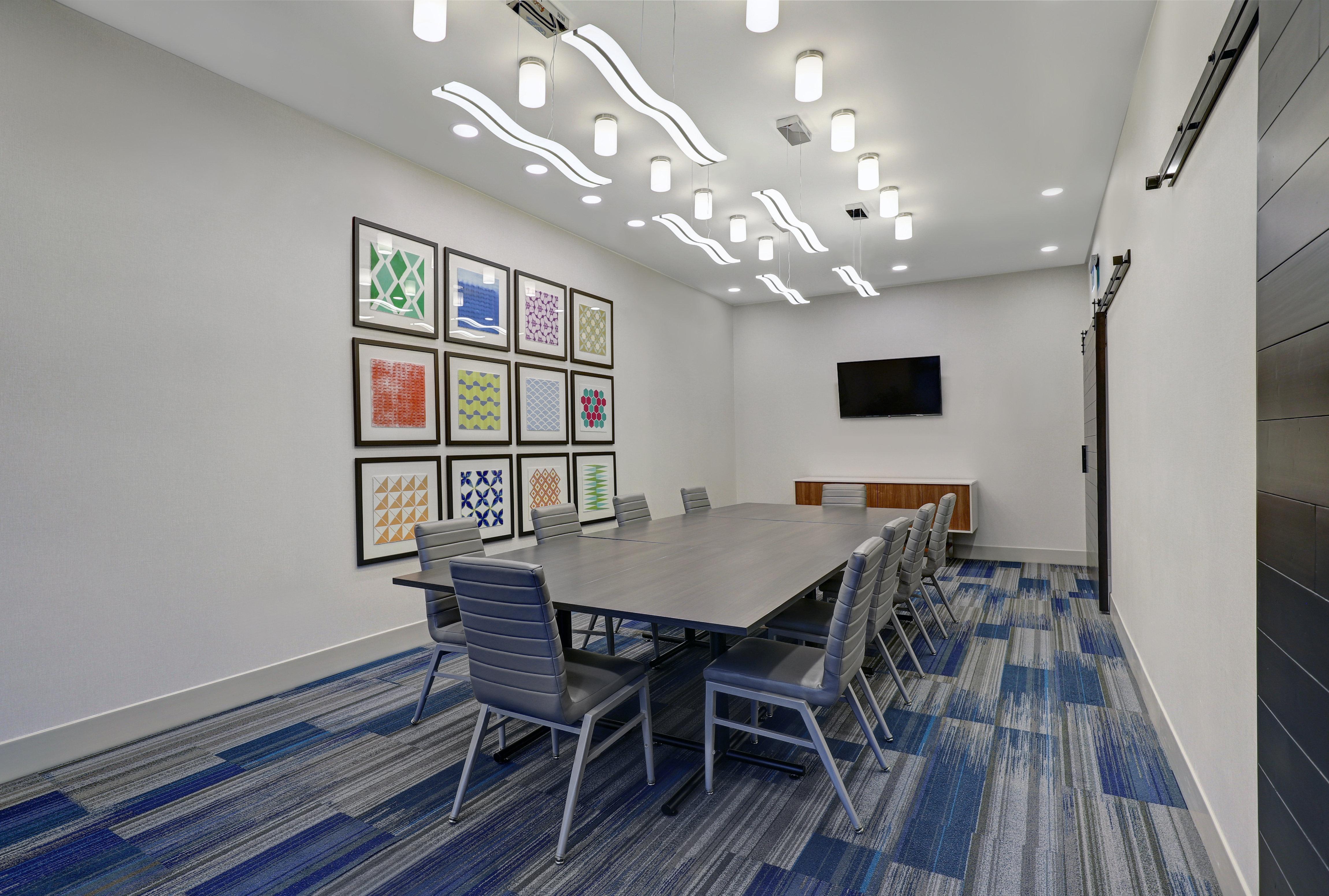Holiday Inn Express & Suites - Порт-Елґін Екстер'єр фото